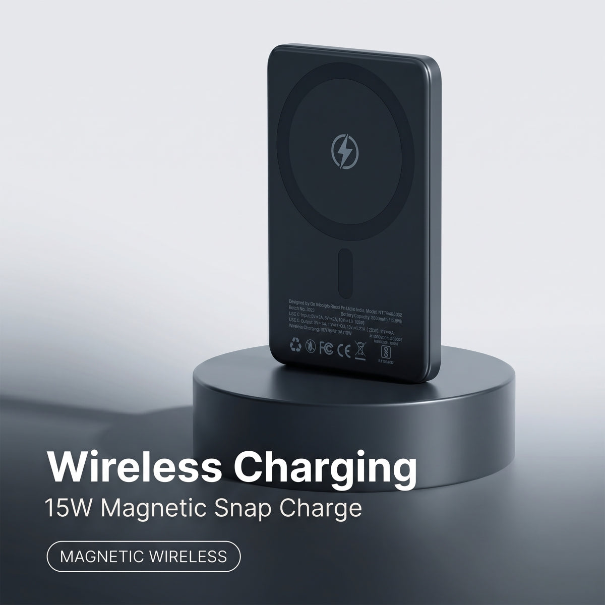 Muvtech AEROSLIM 5,000mAh magnetic power bank in Black, wireless charging pad