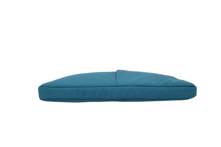 The Port Laptop Sleeve in Teal Blue, slim side profile #Color_Teal Blue