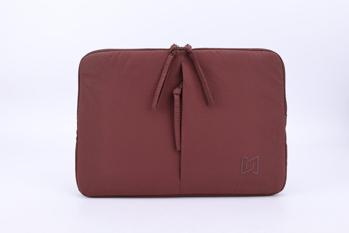 The Port Laptop Sleeve in Maroon #Color_Maroon